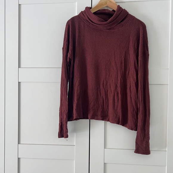 Turtle Neck Shirt - Picture 2 of 2